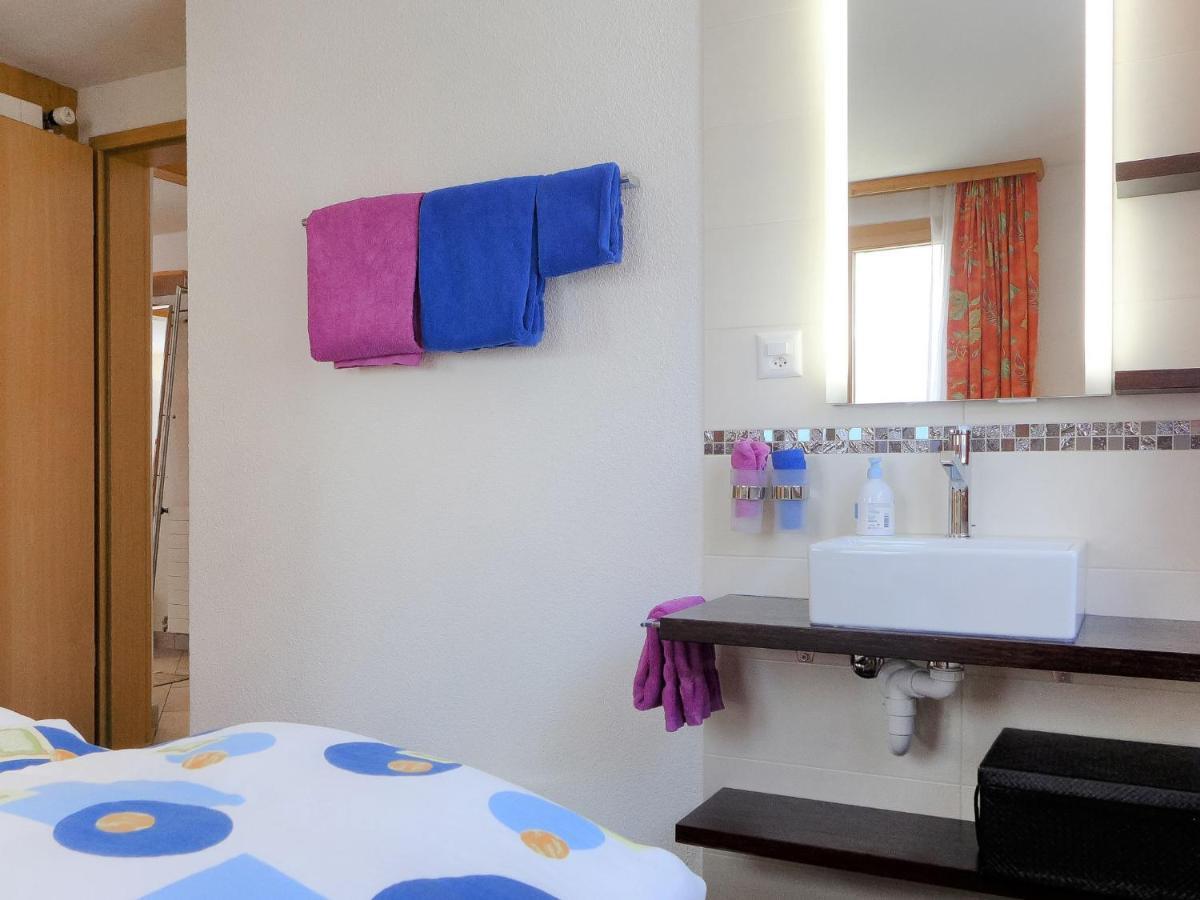 Apartment Chalet Dossen Zermatt Bagian luar foto