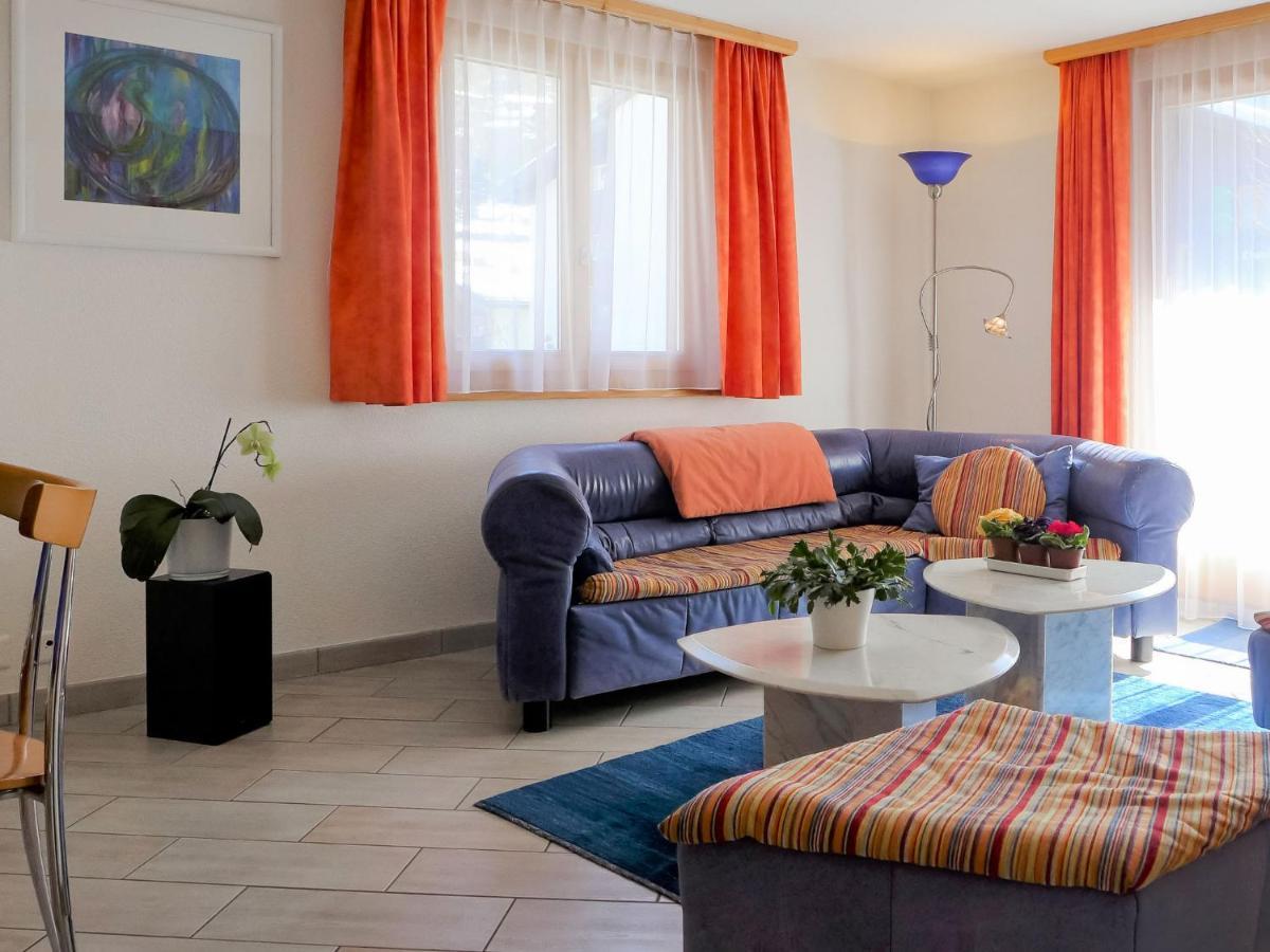 Apartment Chalet Dossen Zermatt Bagian luar foto